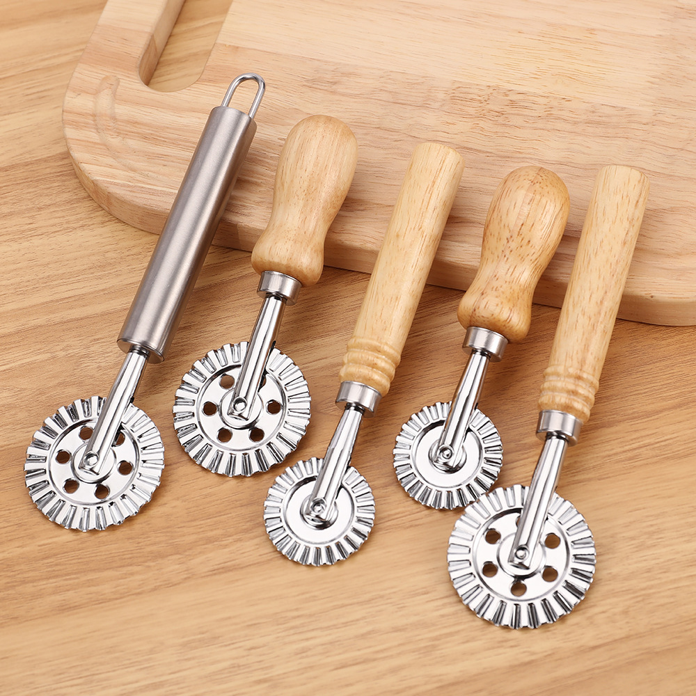 المعجنات عجلة القاطع جولة البي - مراجعة Kitchen Roller Baking وسعره